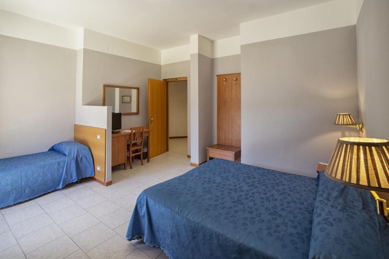 Hotel Roccaporena & La Margherita Cascia Bagian luar foto