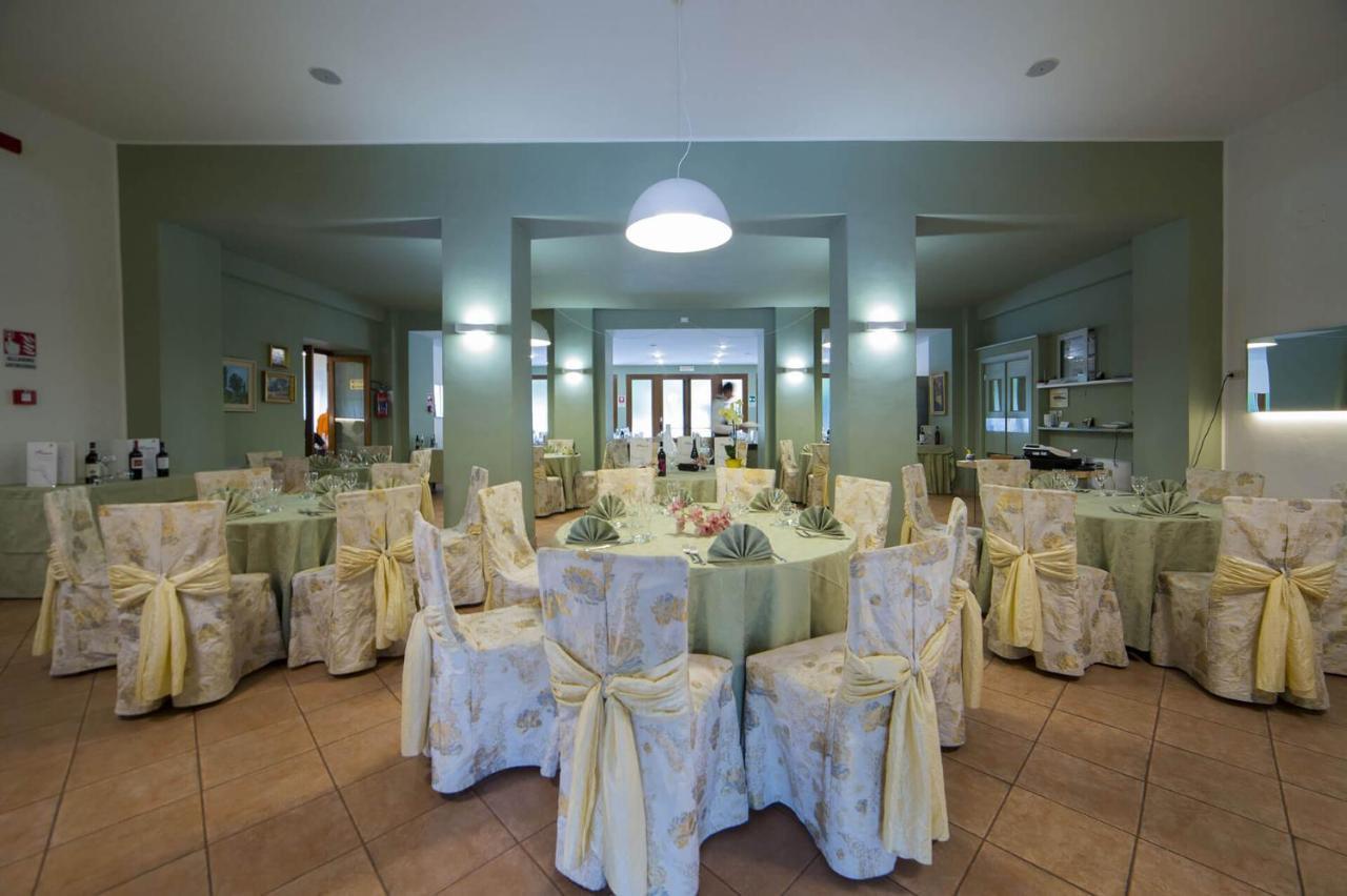 Hotel Roccaporena & La Margherita Cascia Bagian luar foto